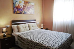 Amplio Piso 8 mts Mezquita - WIFI - A/C - Parking